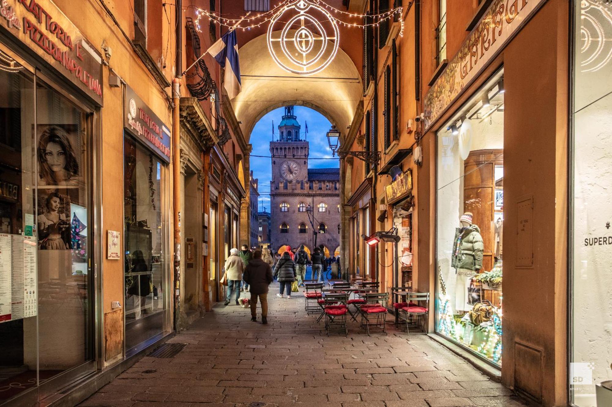 Urbanicooh Guidozagni - Piazza Maggiore View Bologna Bagian luar foto